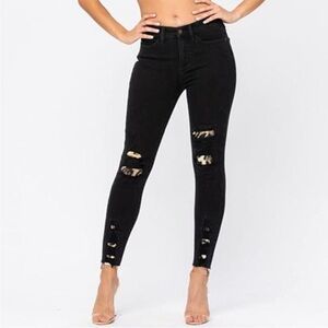 Judy Blue Black Distressed Women Jeans w/leopard print detail